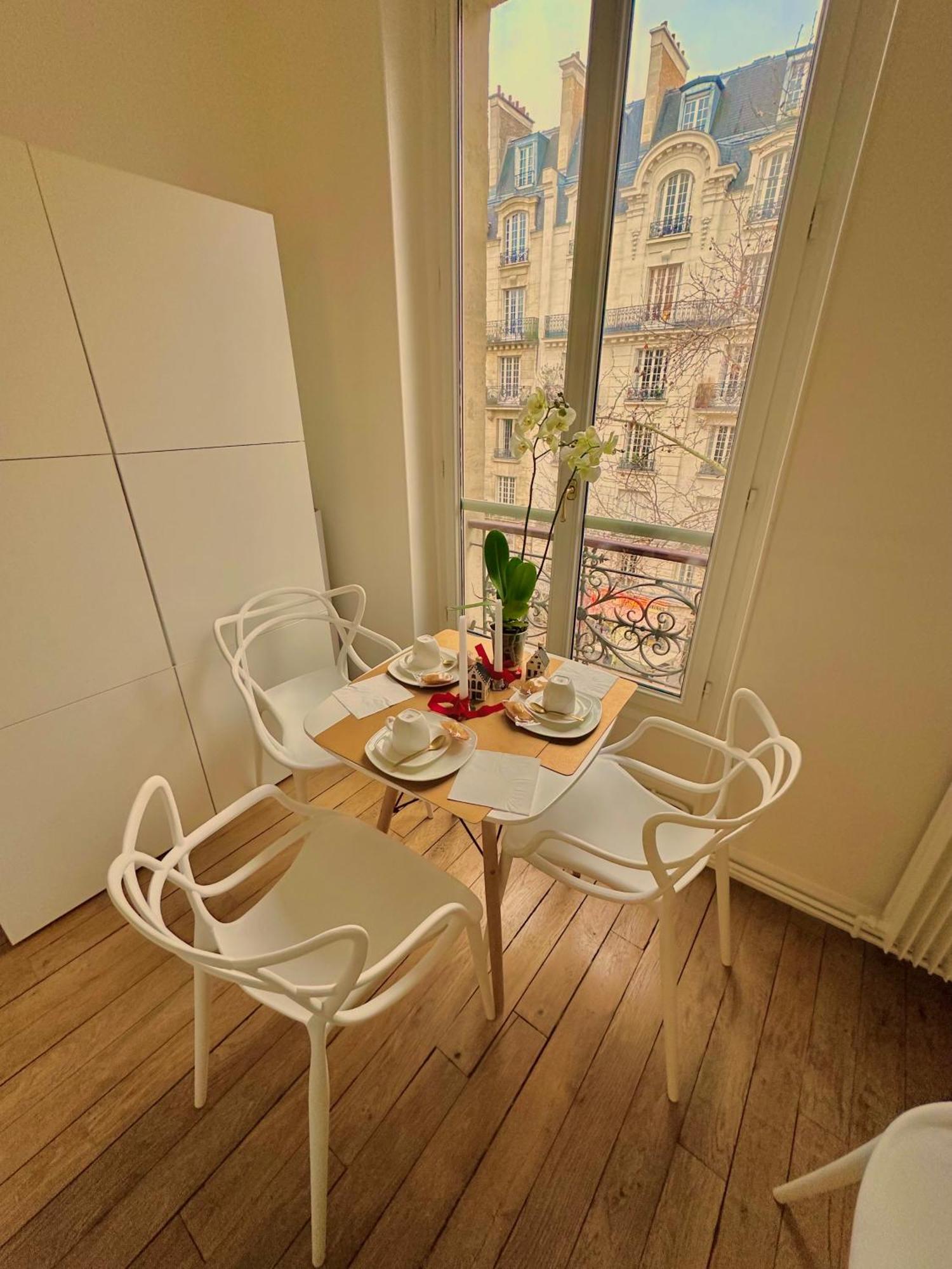 Appartement Luxury With A View Of The Eiffel Tower *