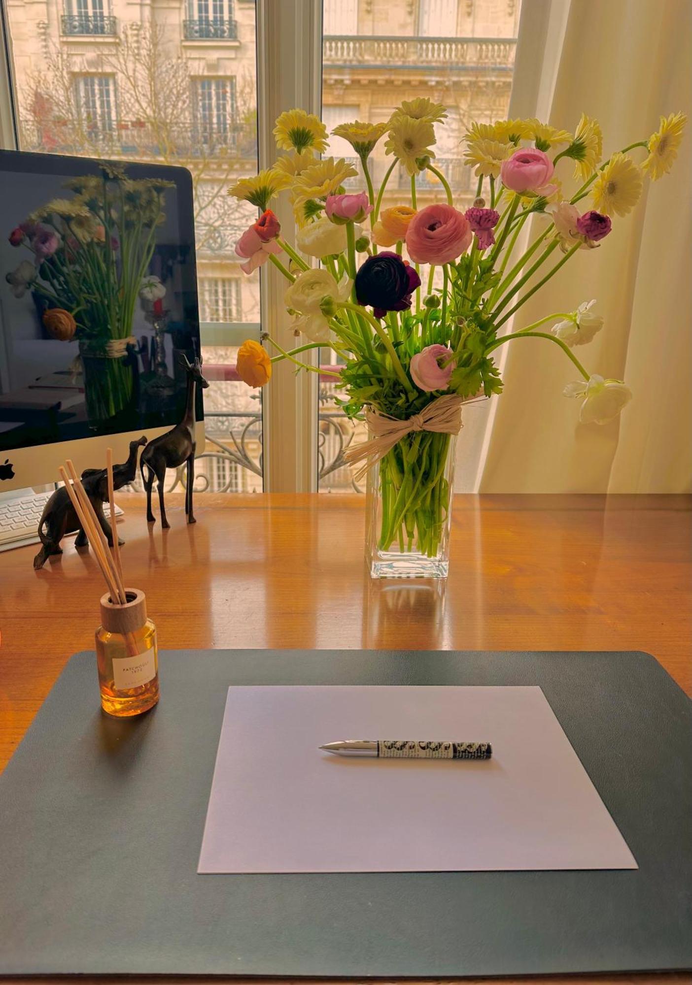 Luxury With A View Of The Eiffel Tower * Parijs