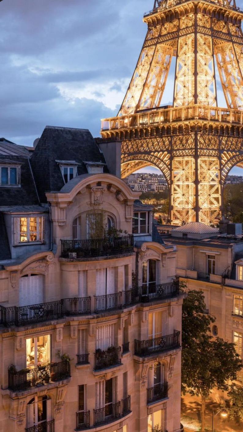 Appartement Luxury With A View Of The Eiffel Tower *